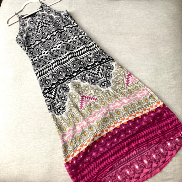 Old Navy Summer Maxi Dress - M - Like new - Picture 5 of 11